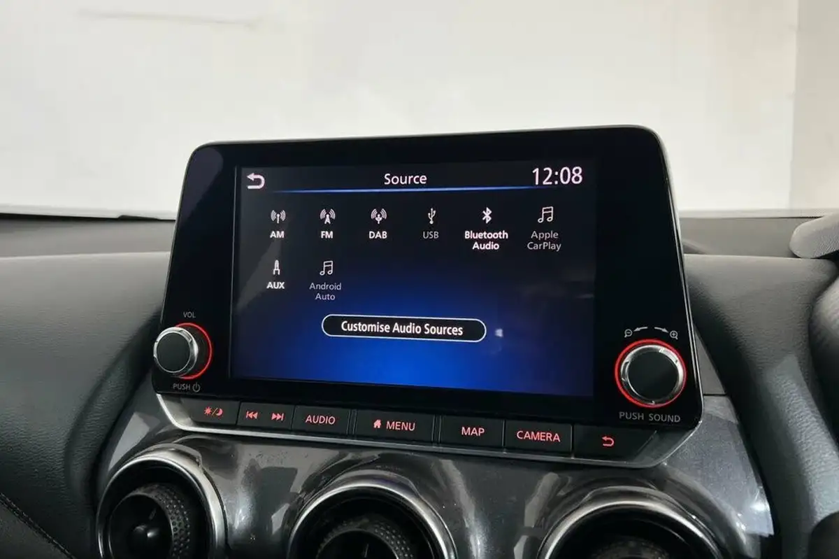 2022-nissan-juke-10-dig-t-n-connecta-big-27