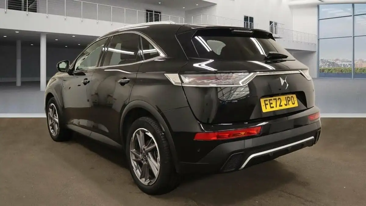 2022-ds-ds-7-crossback-15-bluehdi-rivoli-big-2