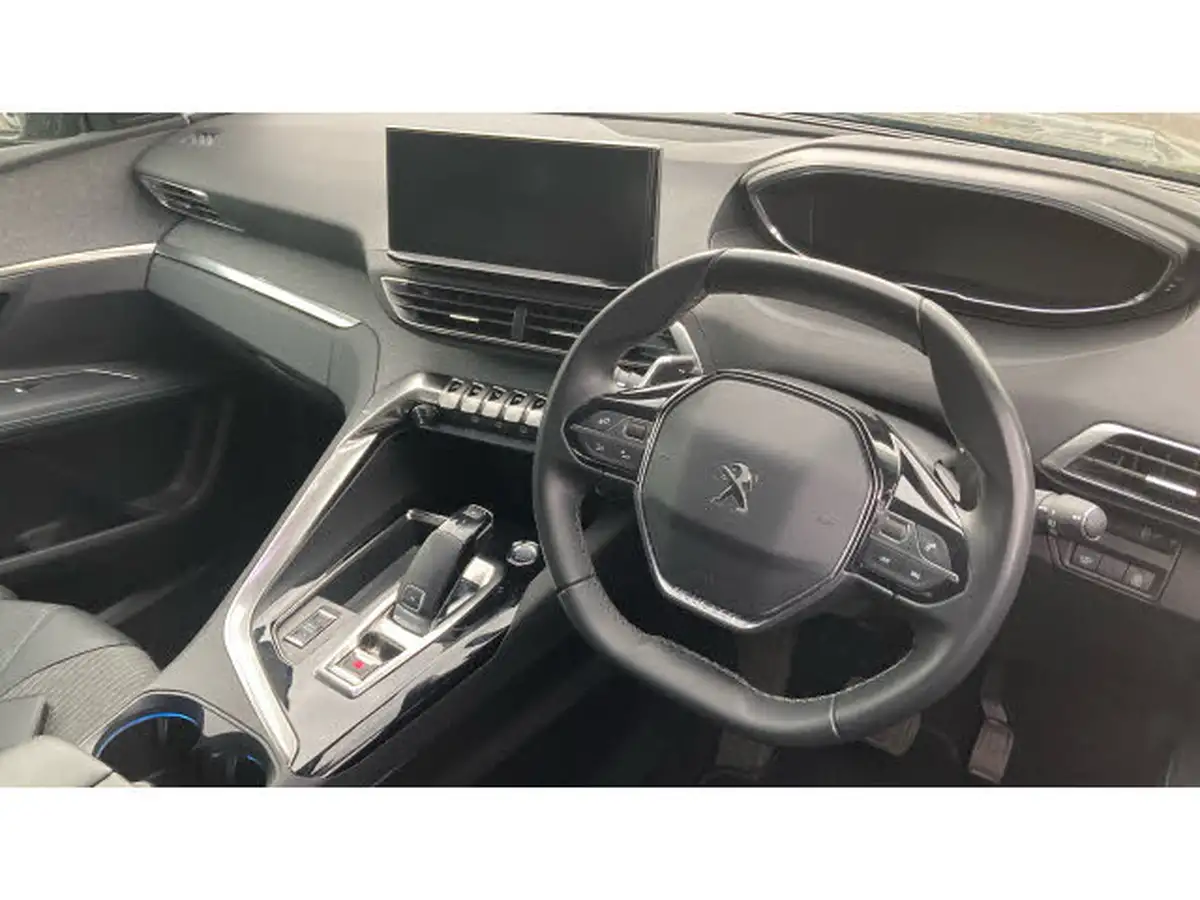 2021-peugeot-3008-suv-12-puretech-allure-premium-eat8-big-9