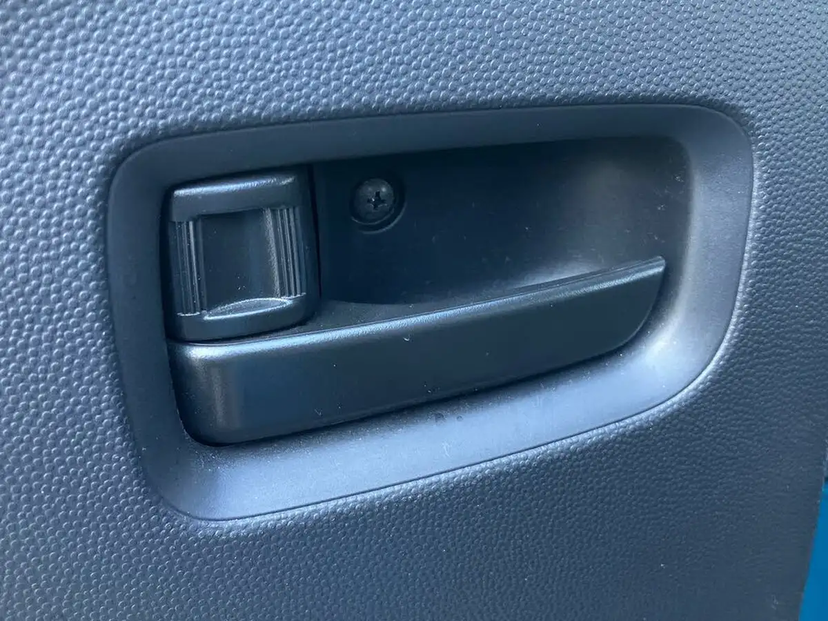 2017-mitsubishi-mirage-12-juro-leather-big-36