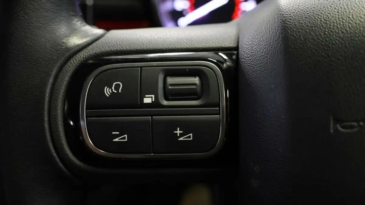 2019-citroen-c3-12-puretech-flair-nav-edition-82ps-ss-big-21