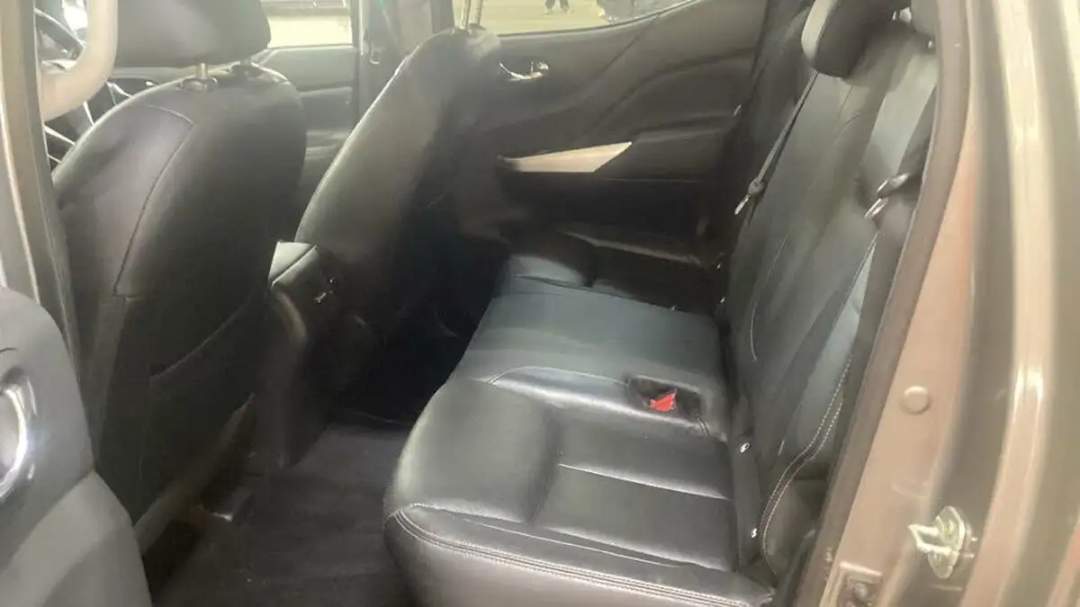 2020-nissan-navara-23dci-tt-tekna-8-navileather-big-7