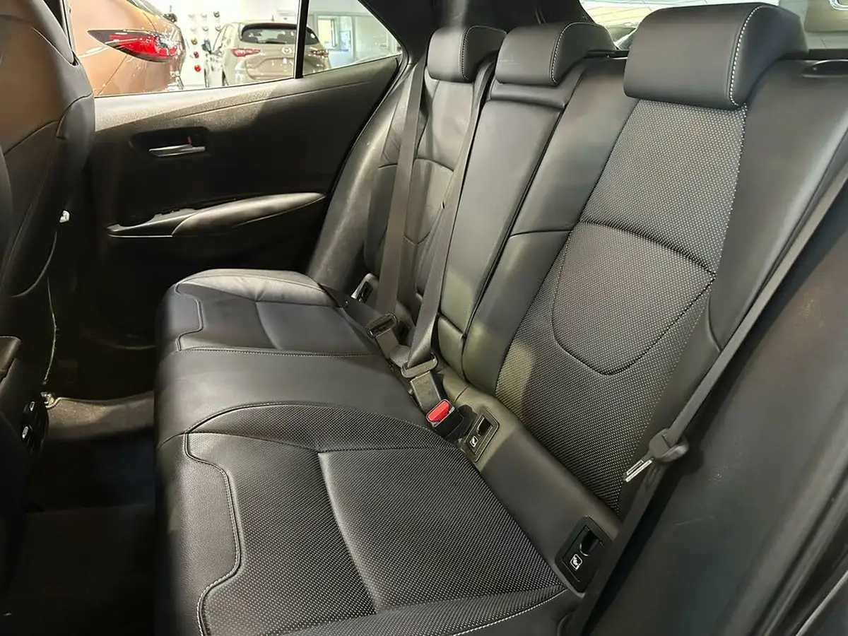 2021-toyota-corolla-18-vvt-i-excel-panoramic-rooftrk-hatchback-big-11