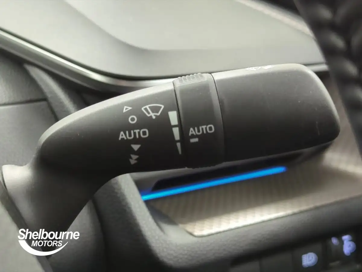 2024-toyota-prius-20-vvt-i-excel-big-22