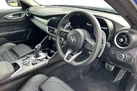 2024-alfa-romeo-giulia-20-veloce-small-5
