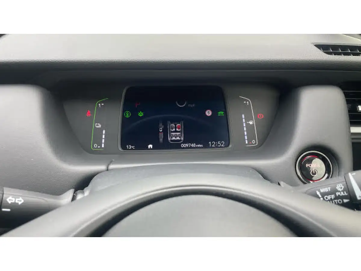 2024-honda-jazz-15-i-mmd-advance-big-41