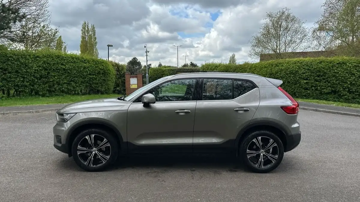 2021-volvo-xc40-15-t3-inscription-pro-161bhp-auto-big-7