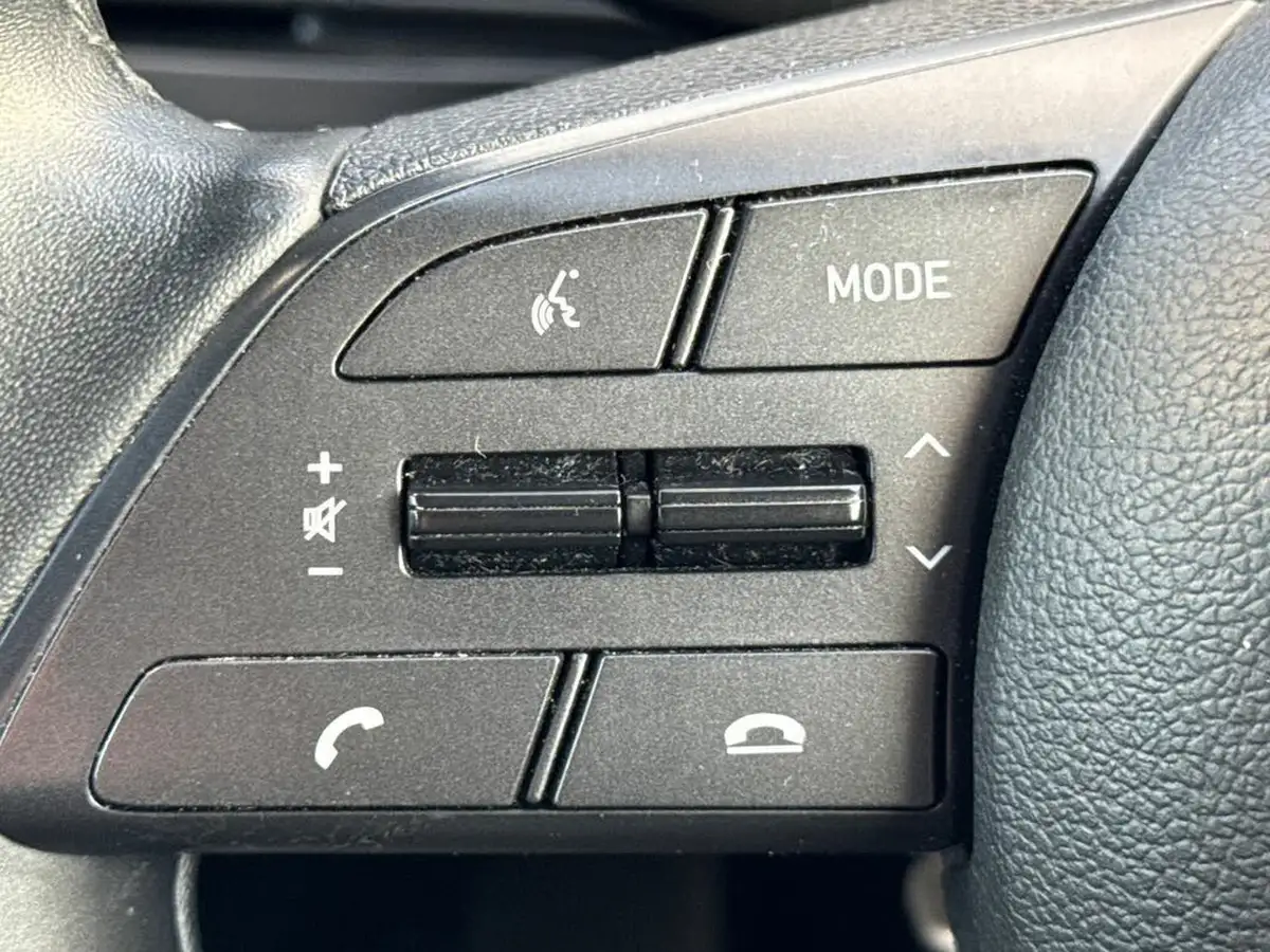 2021-hyundai-i20-10-t-gdi-element-big-15