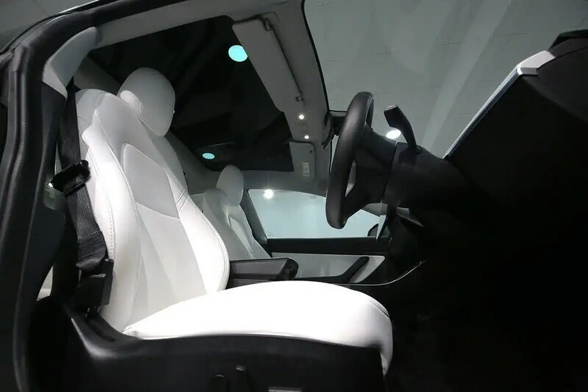 2020-tesla-model-3-e-standard-plus-big-19