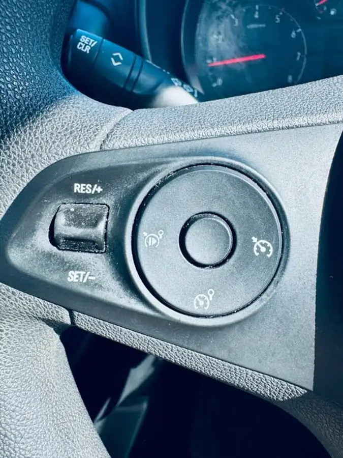 2021-vauxhall-combo-15cdti-sportive-2300-100pseu6dt-l1h1-panel-big-17