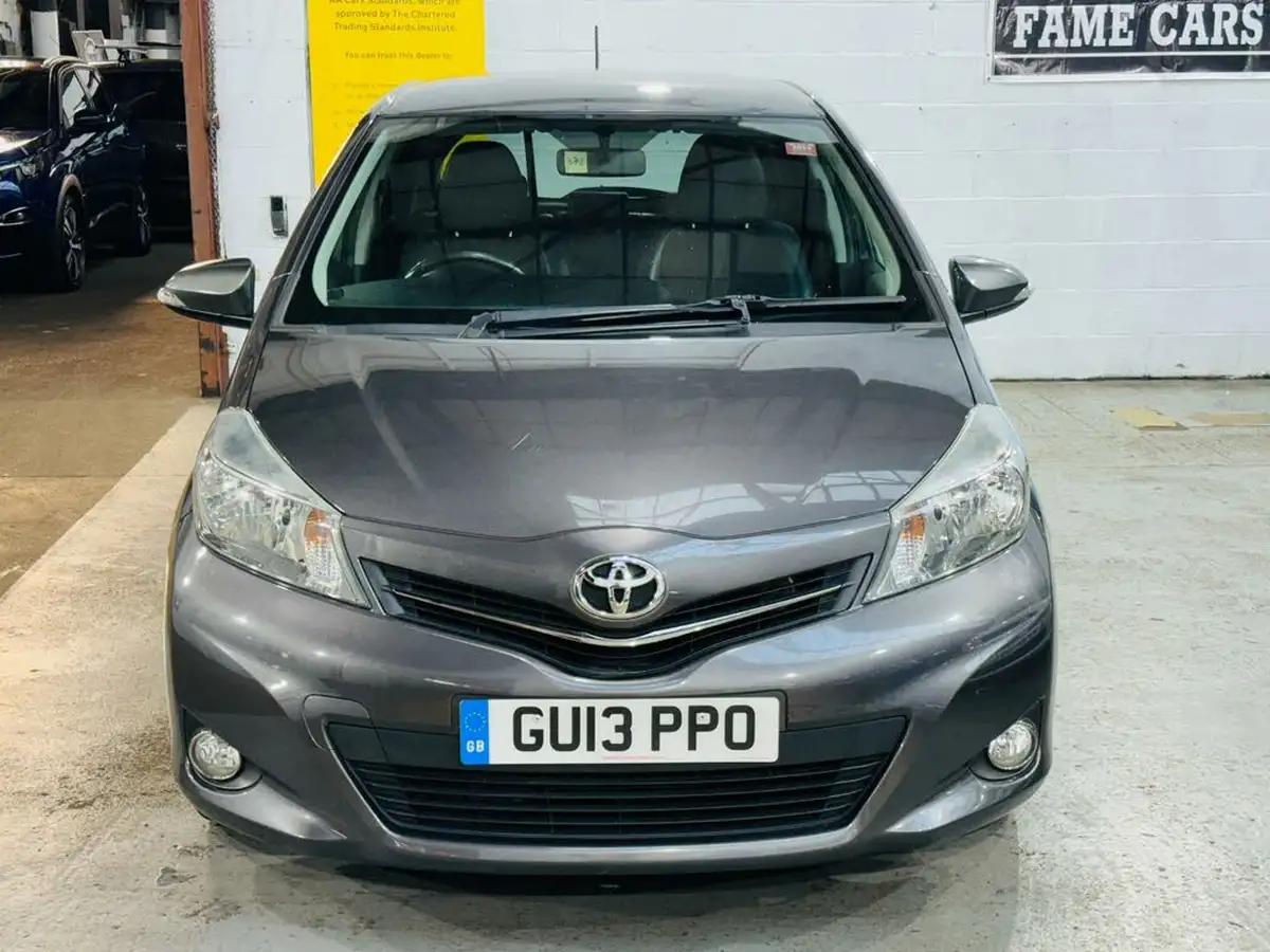 2013-toyota-yaris-133-sr-5d-m-drive-s-big-1