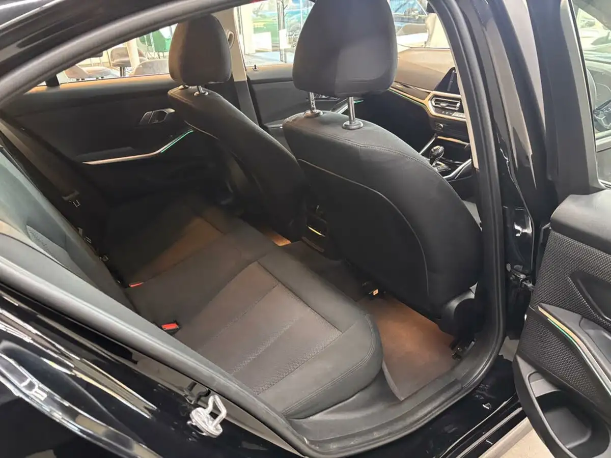 2021-bmw-3-series-20-330e-se-pro-saloon-4d-big-16