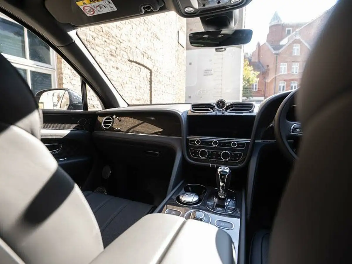 2024-bentley-bentayga-40-v8-s-big-28