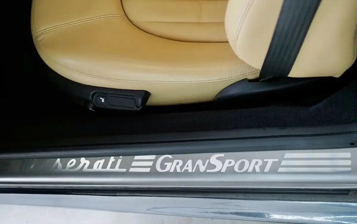 2003-maserati-spyder-42-gt-big-47