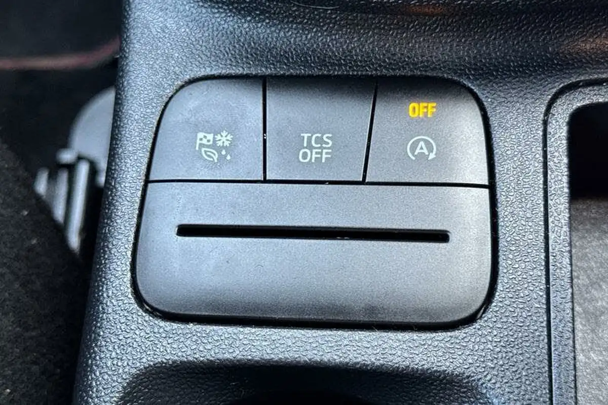 2021-ford-fiesta-10t-st-line-edition-155ps-hybrid-mhev-3d-big-32