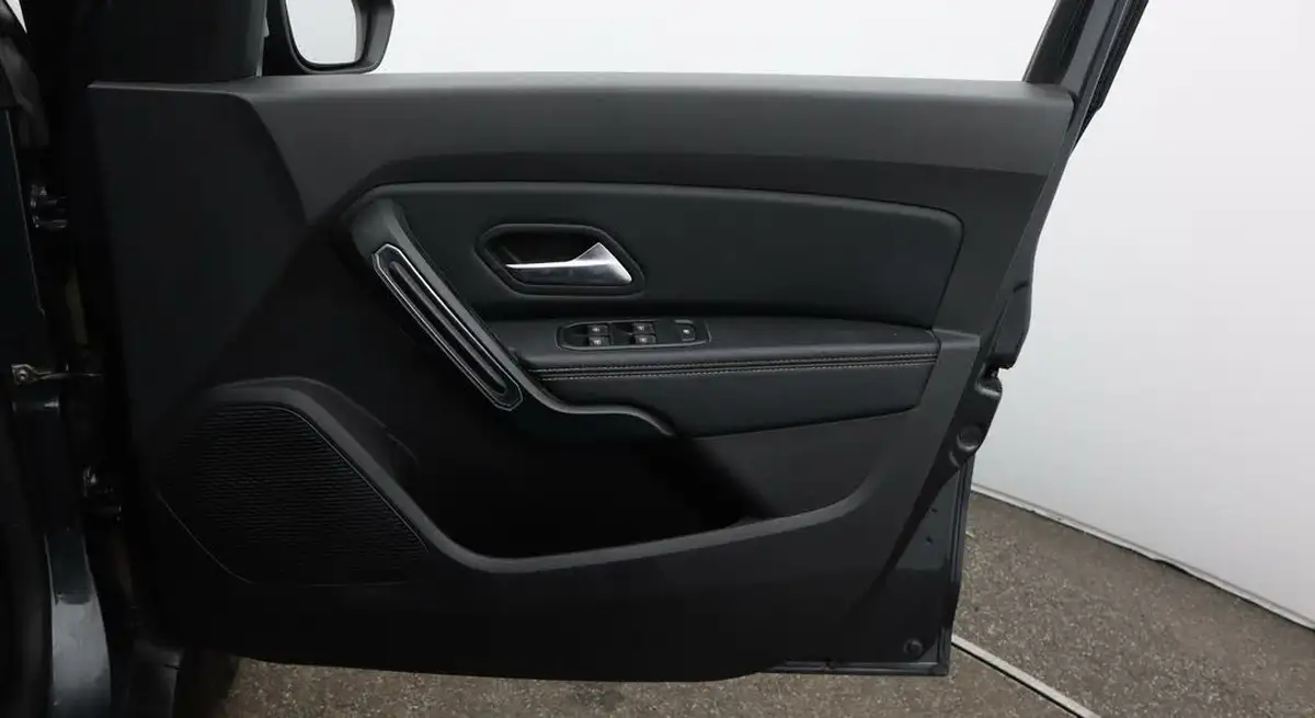 2021-dacia-duster-09-tce-prestige-big-15