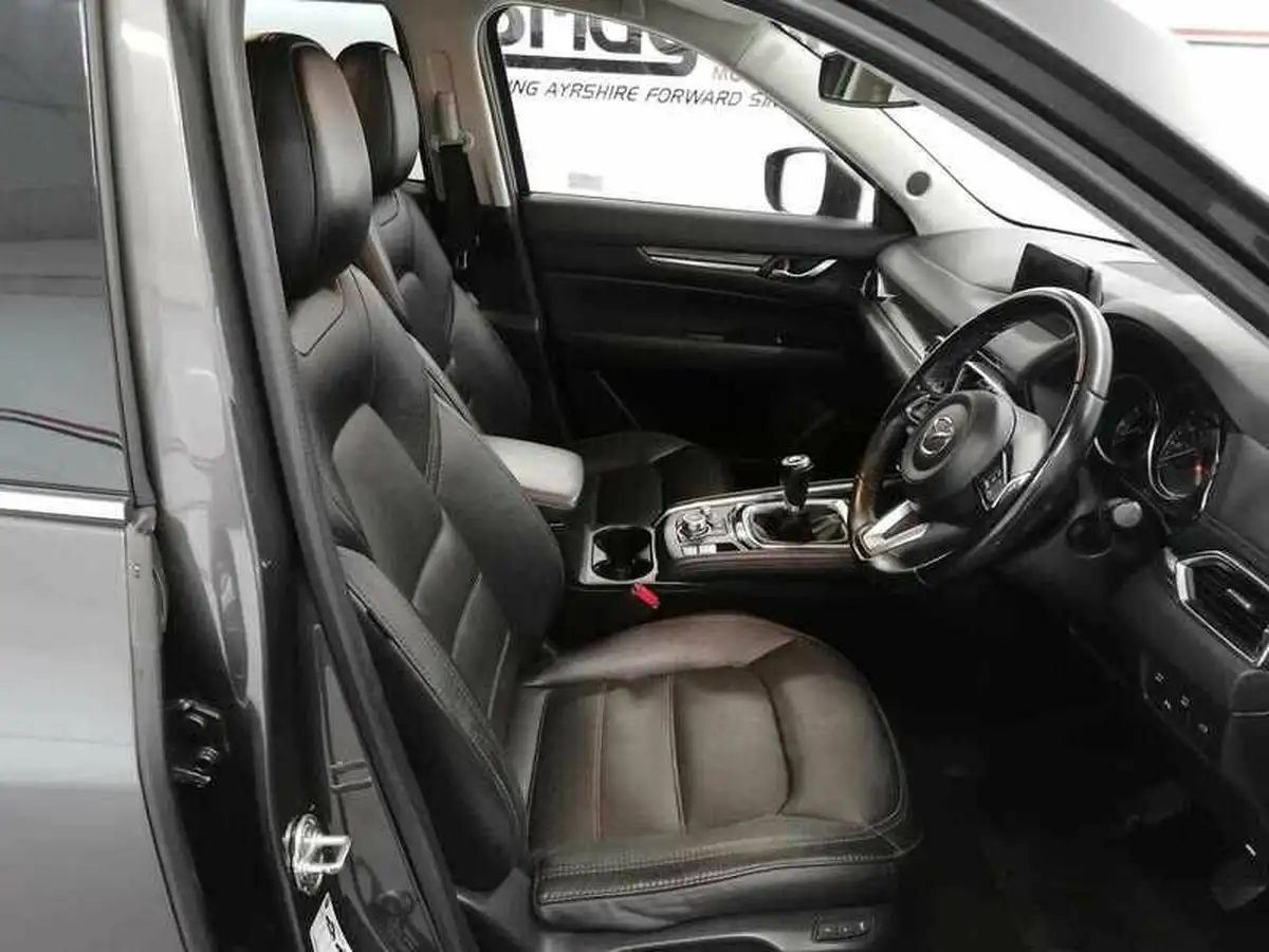 2017-mazda-cx-5-20-sport-nav-big-10