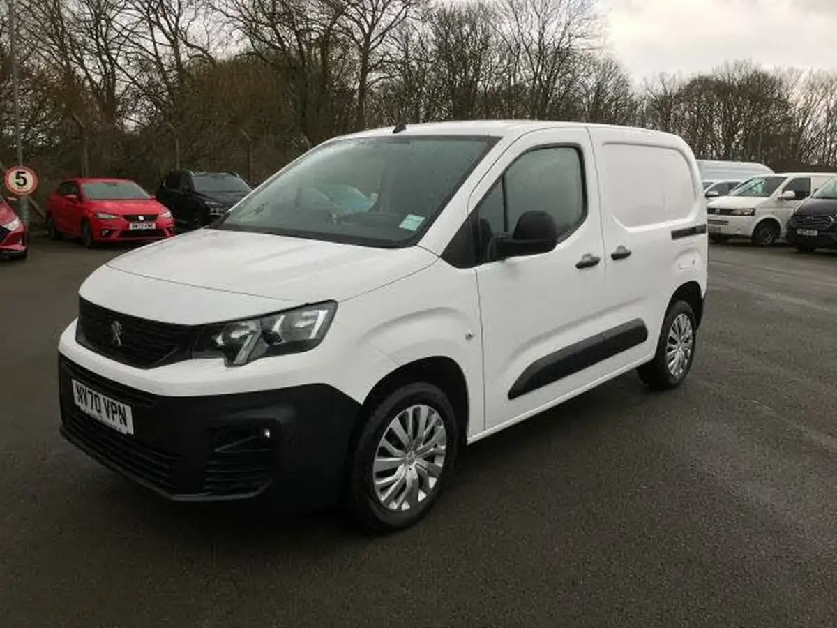2021-peugeot-partner-15-bluehdi-1000-professional-100ps-eu6dt-panel-big-5