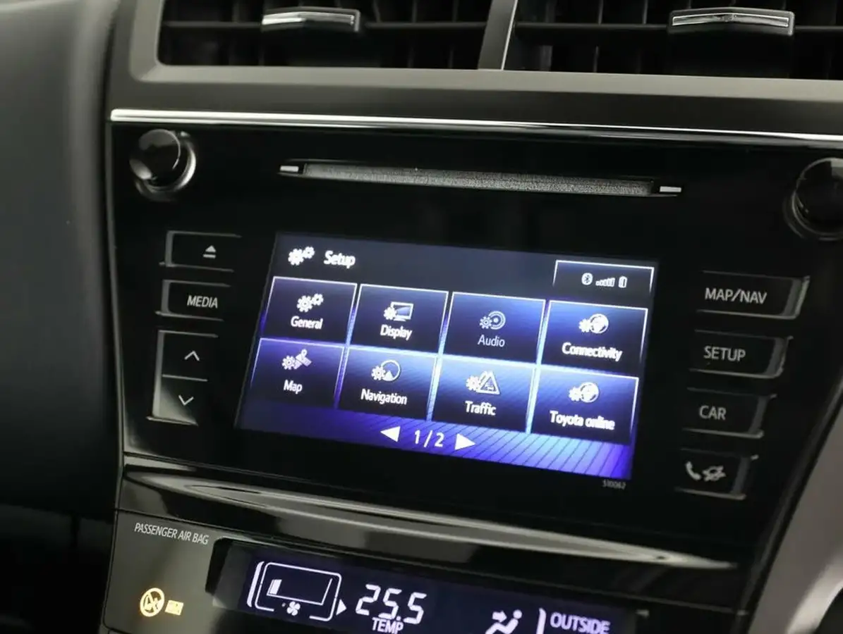 2020-toyota-prius-18-vvt-i-excel-big-36