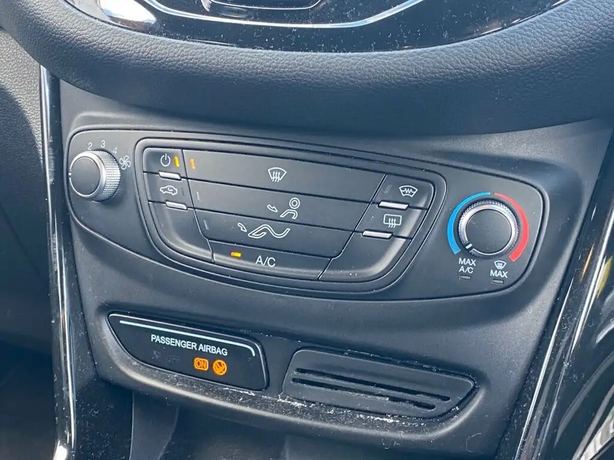 2013-ford-b-max-16-zetec-big-40