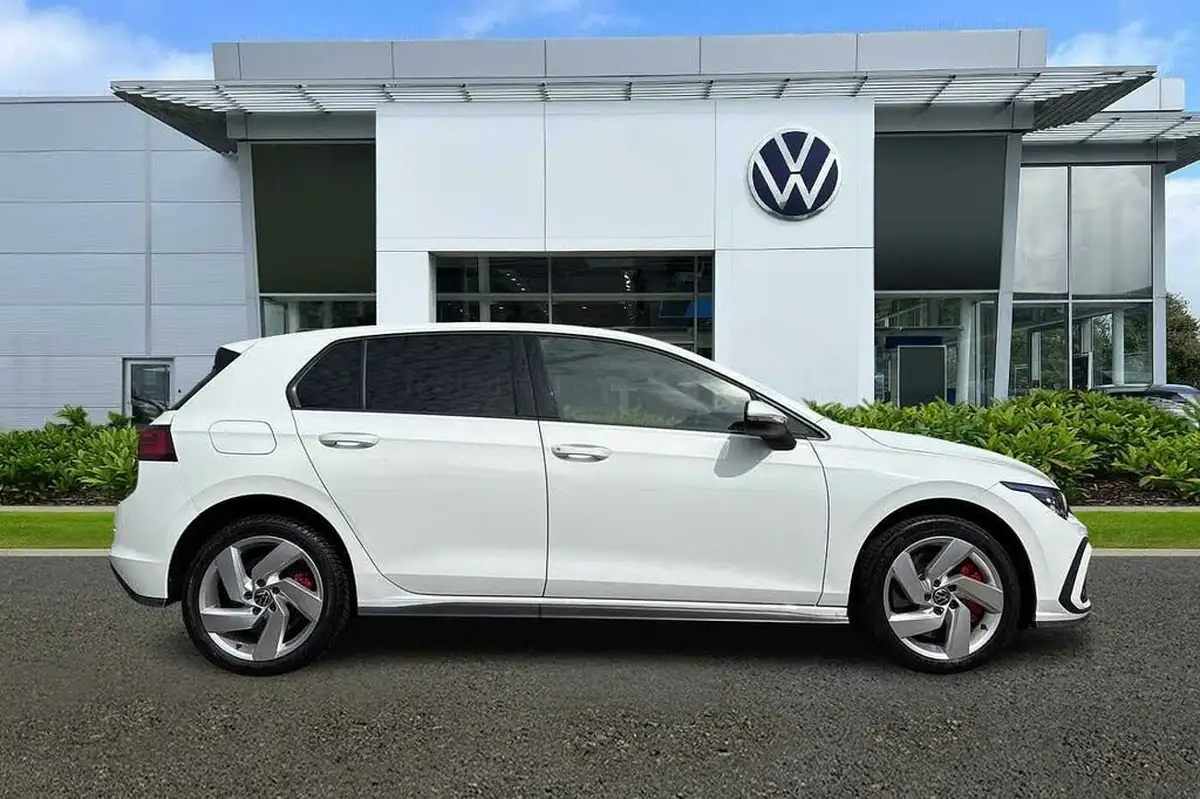 2021-volkswagen-golf-14-tsi-gte-big-3