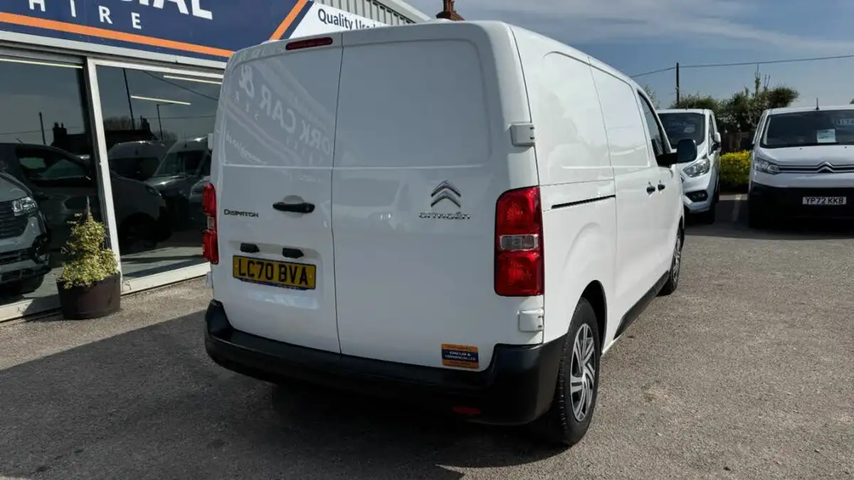 2020-citroen-dispatch-15bluehdi-enterprise-m-1000-100pseu6dt-e-big-17