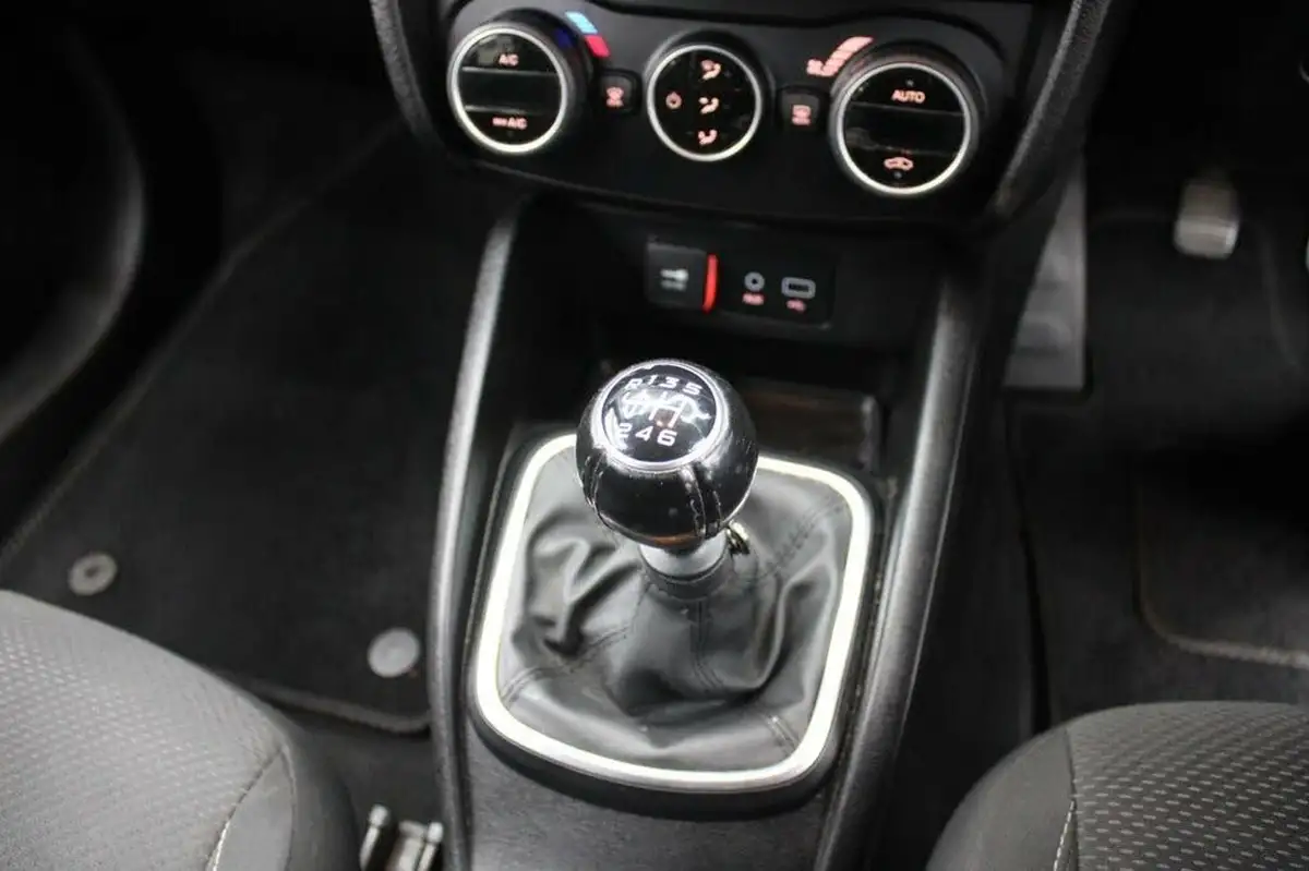 2018-fiat-tipo-16multijet-ii-lounge-hatchback-big-22