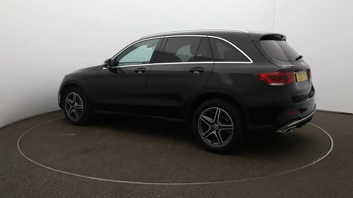 2021-mercedes-benz-glc-class-20d-glc220d-amg-line-station-wagon-5d-1950cc-4matic-plus-big-27