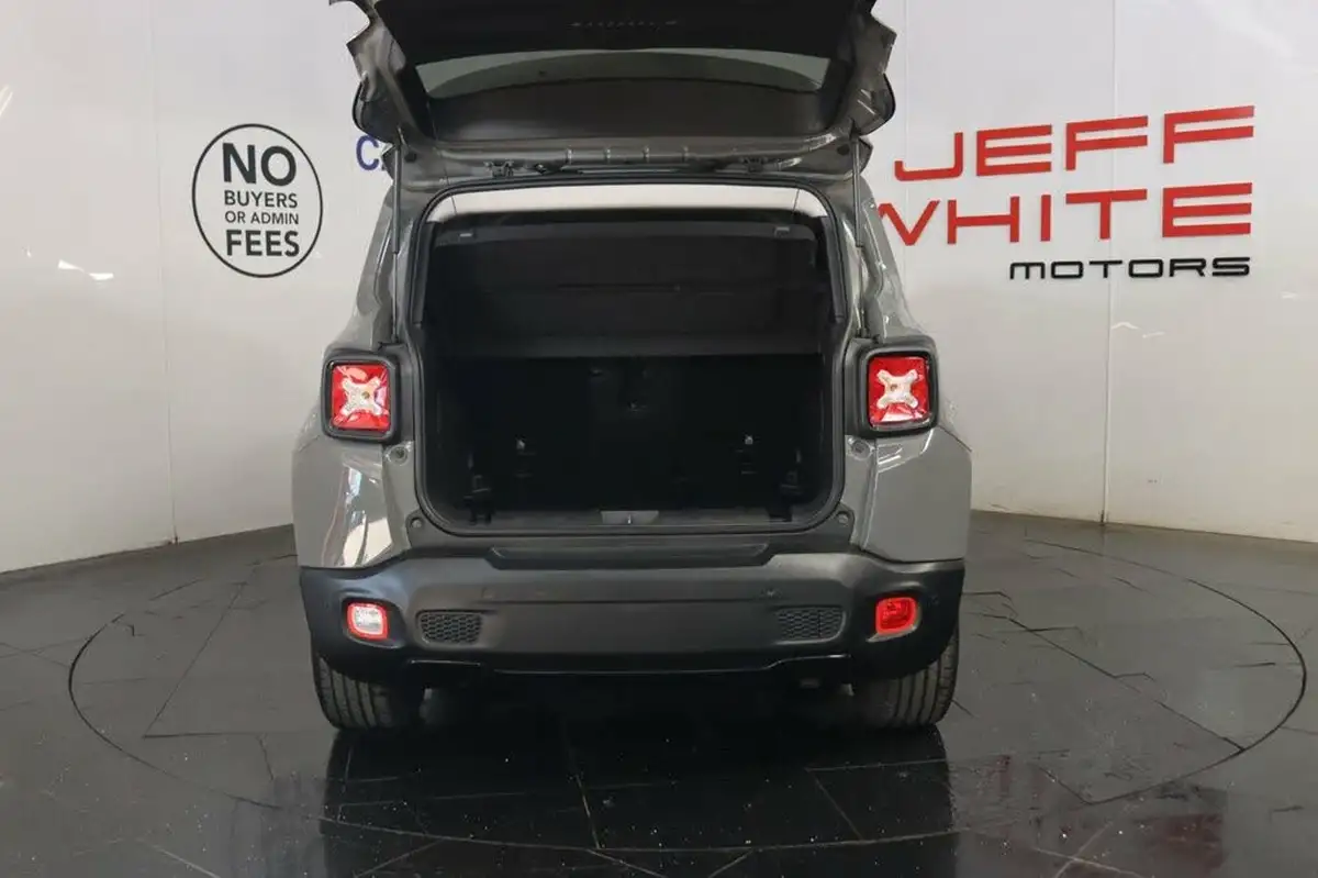 2020-jeep-renegade-10-gse-night-eagle-big-17