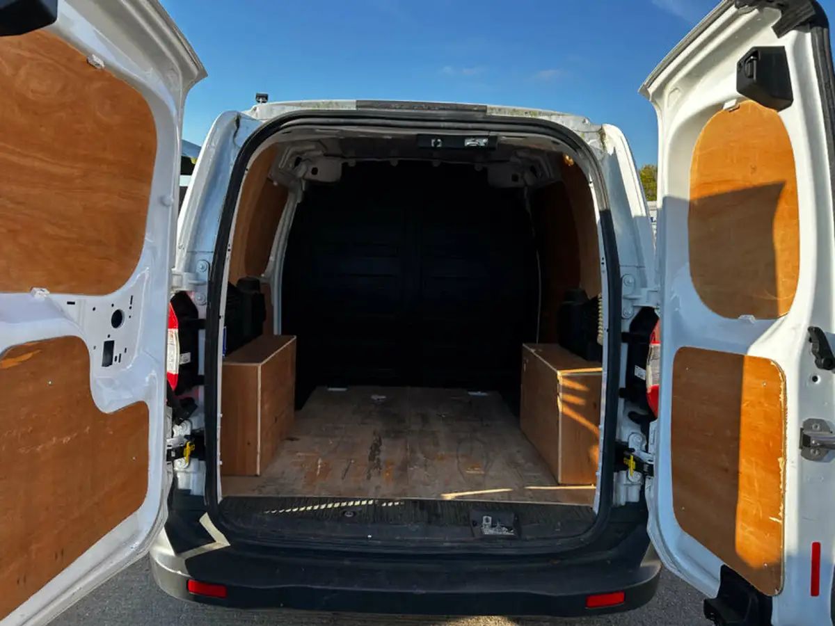2021-ford-transit-courier-10t-leader-ecoboost-big-6