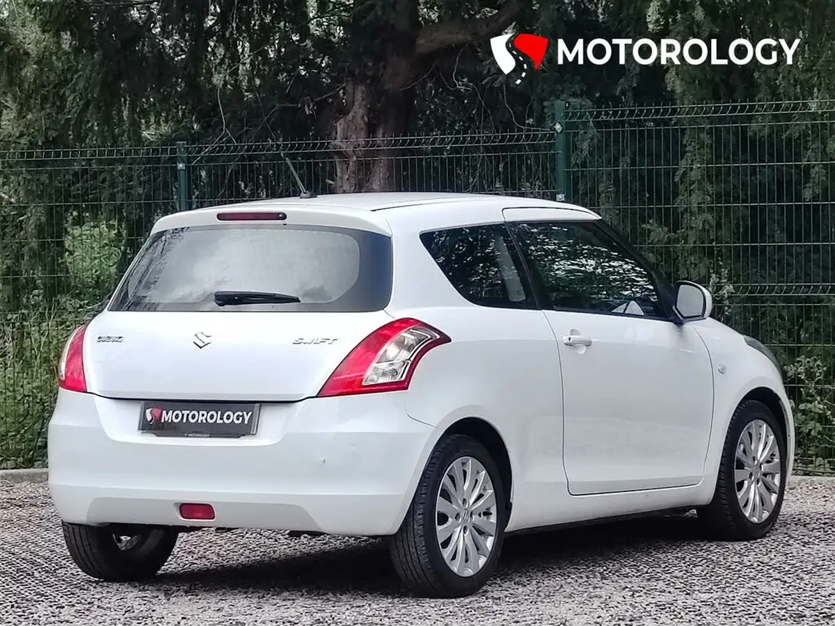 2012-suzuki-swift-12-sz3-3d-big-3