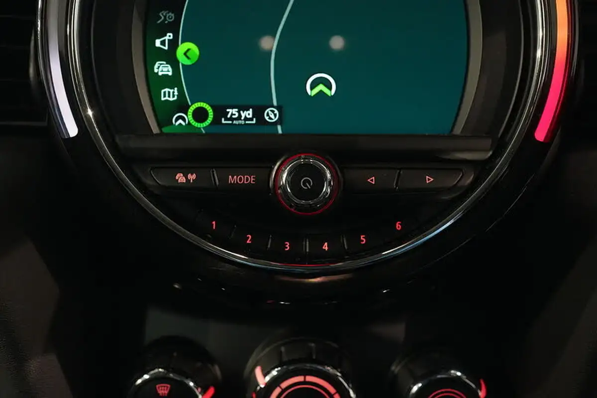 2019-mini-cooper-15-cooper-exclusive-134bhp-hatchback-5d-big-36