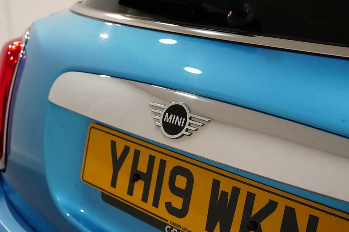2019-mini-cooper-15-cooper-exclusive-134bhp-hatchback-5d-big-10