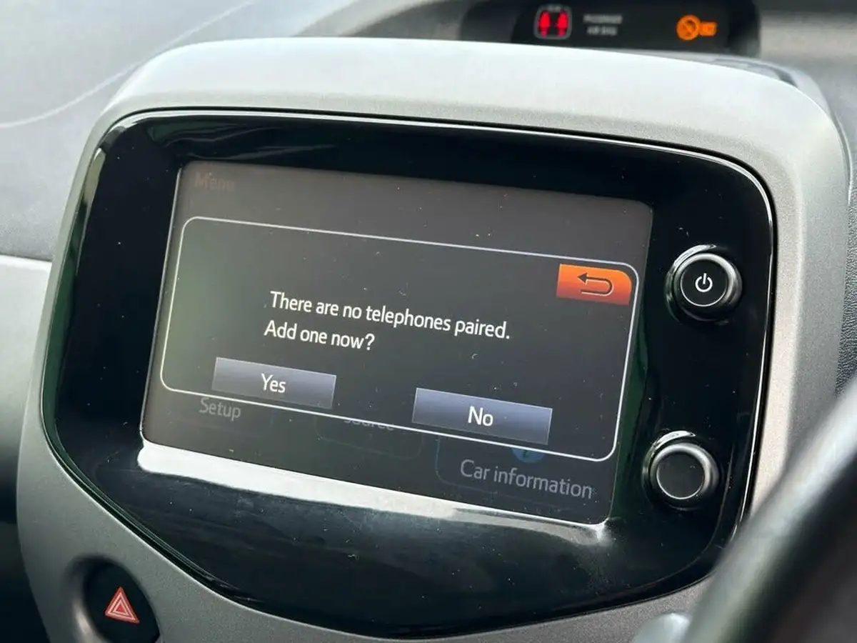 2018-toyota-aygo-10-vvt-i-x-press-71bhp-big-32
