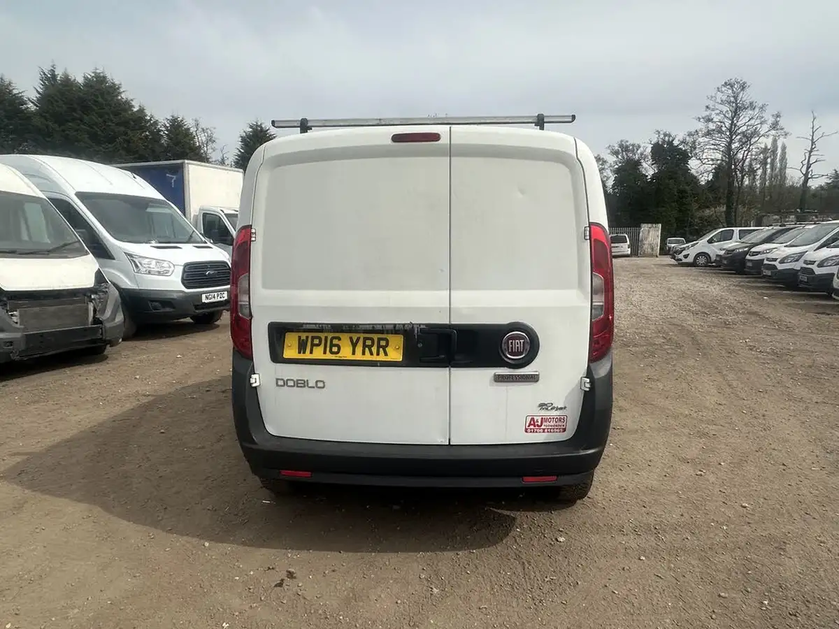 2015-fiat-doblo-cargo-13td-v-l1-refrigerated-van-big-7
