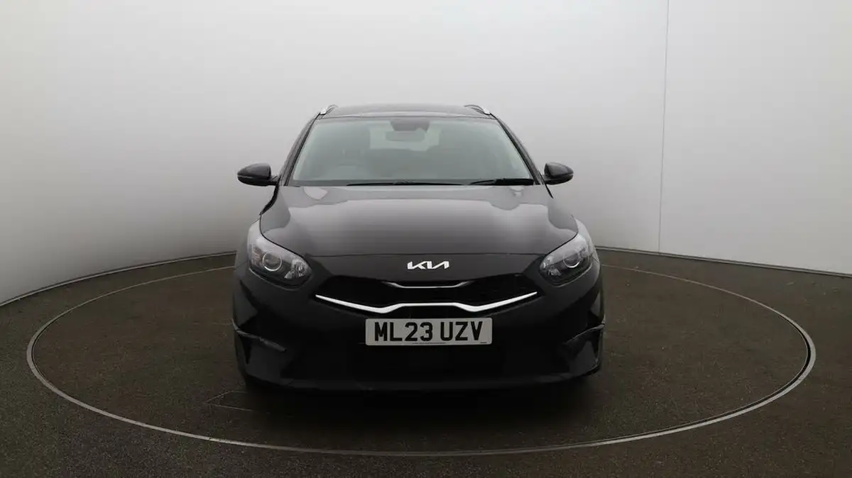 2022-kia-ceed-15-t-gdi-3-sportswagon-big-30