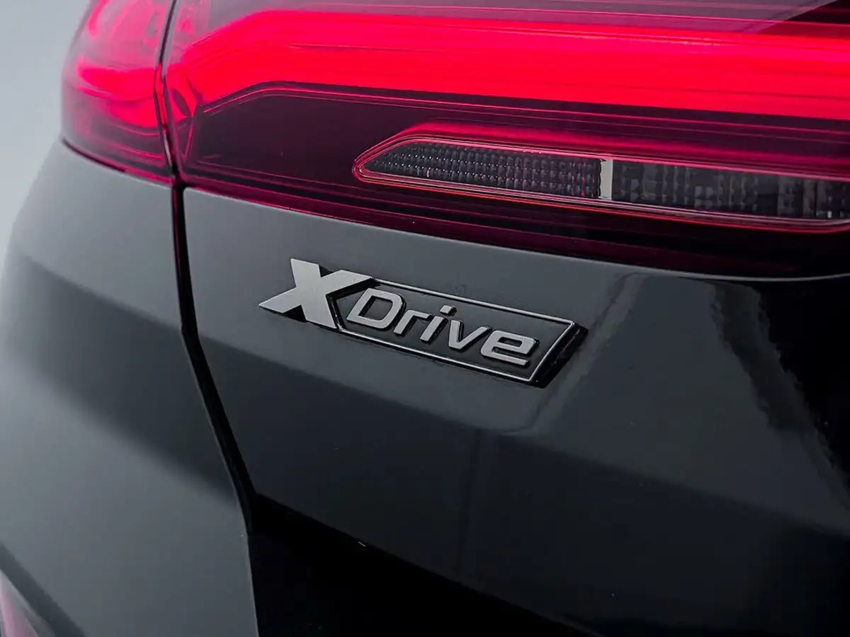 2020-bmw-8-series-44-m850i-xdrive-coupe-2d-big-13