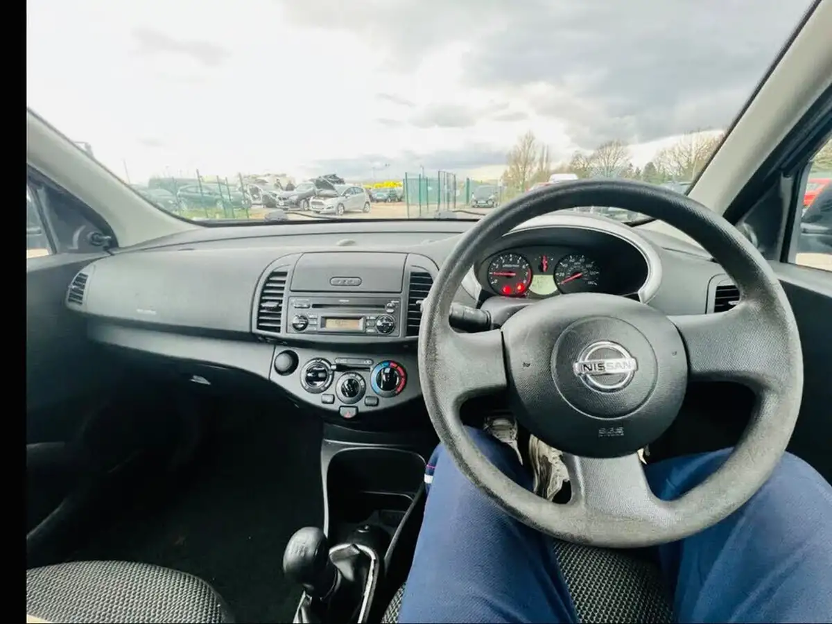 2009-nissan-micra-12-visia-79bhp-3d-big-11
