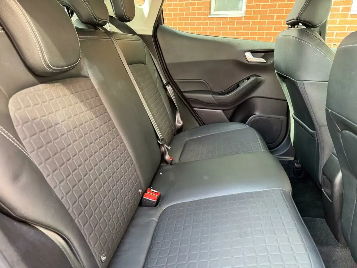 2019-ford-fiesta-10t-active-x-140ps-big-14