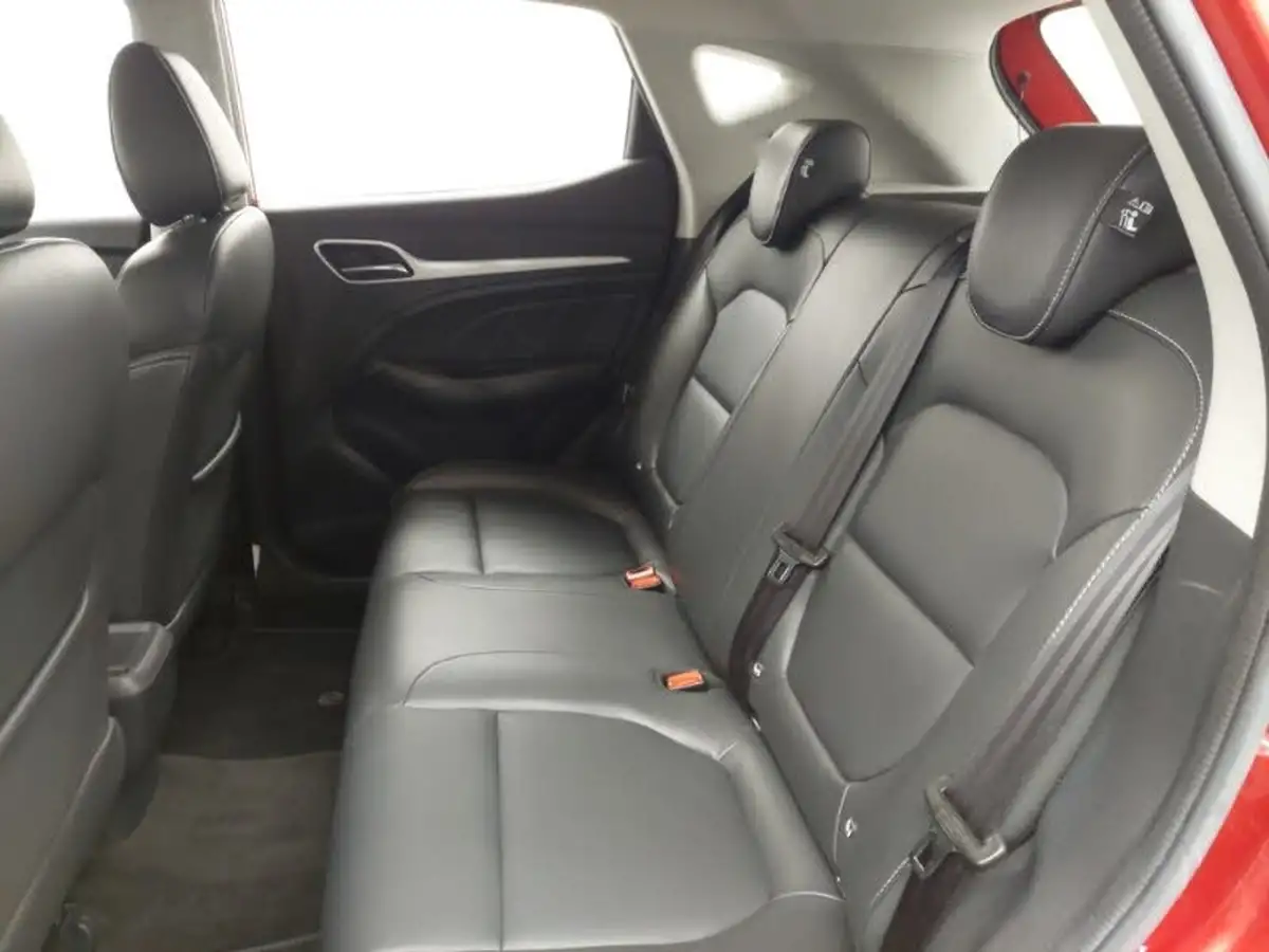 2019-mg-zs-suv-10t-gdi-exclusive-109bhp-big-5