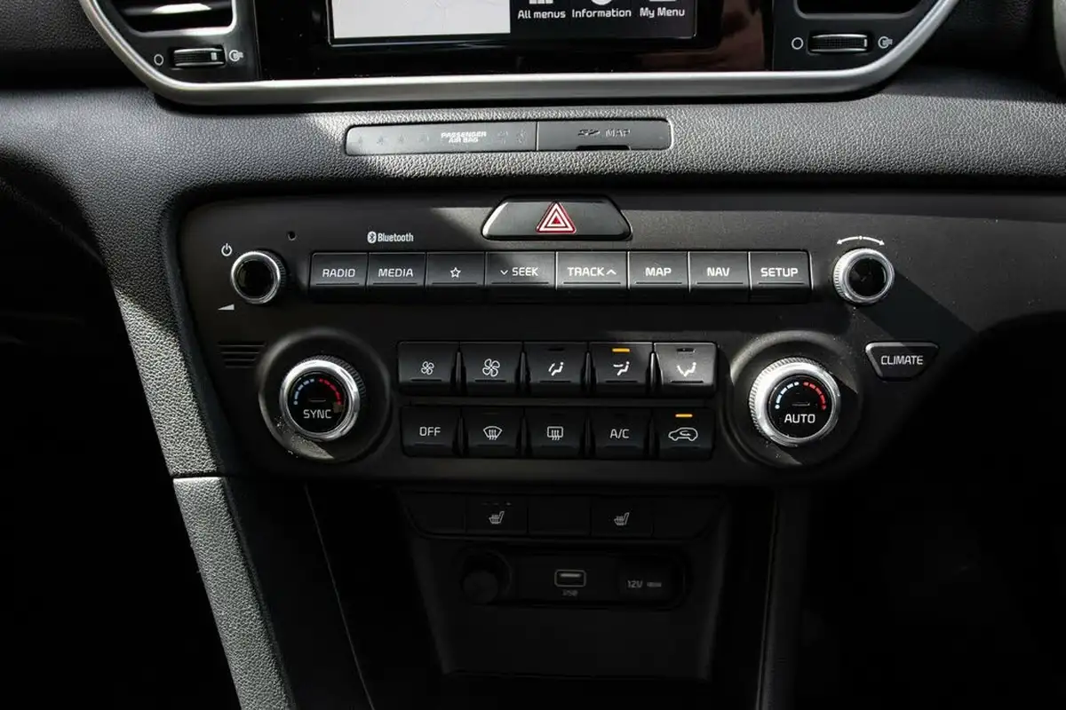 2020-kia-sportage-16-gdi-2-big-31