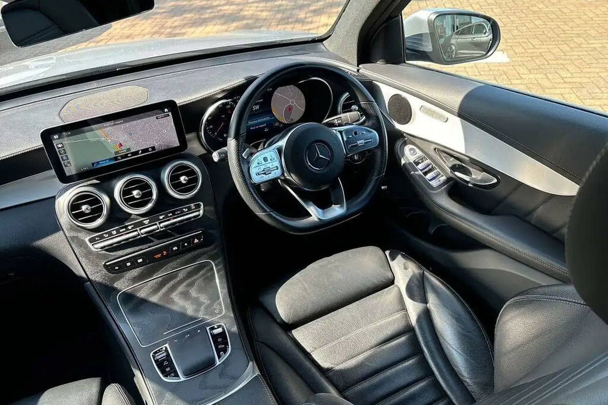 2021-mercedes-benz-glc-class-20d-glc220d-amg-line-premium-station-wagon-5d-1950cc-4matic-plus-big-32