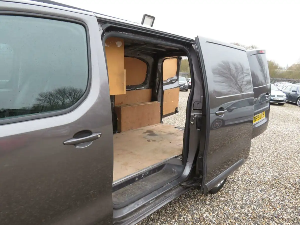 2019-peugeot-expert-20-bluehdi-professional-standard-1400-20bluehdi-eu6-panel-big-20