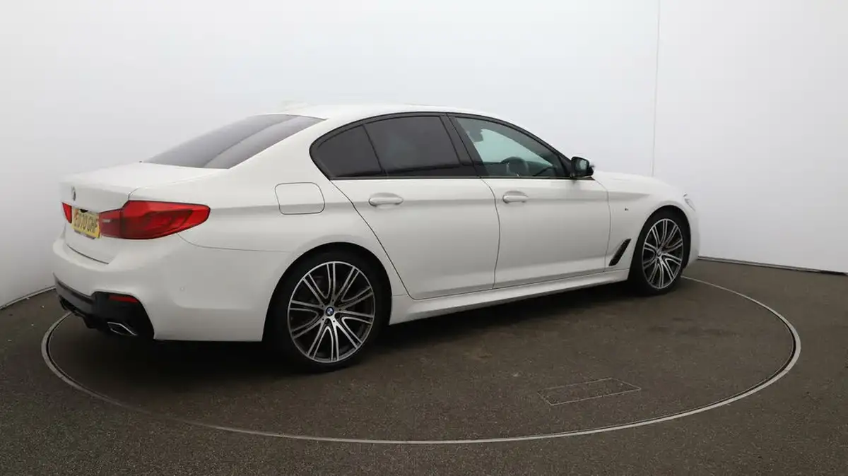 2020-bmw-5-series-20td-520d-m-sport-190ps-mht-saloon-4d-big-48