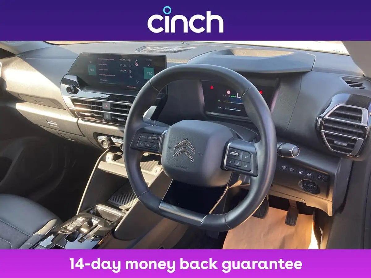 2022-citroen-c4-e-shine-big-8