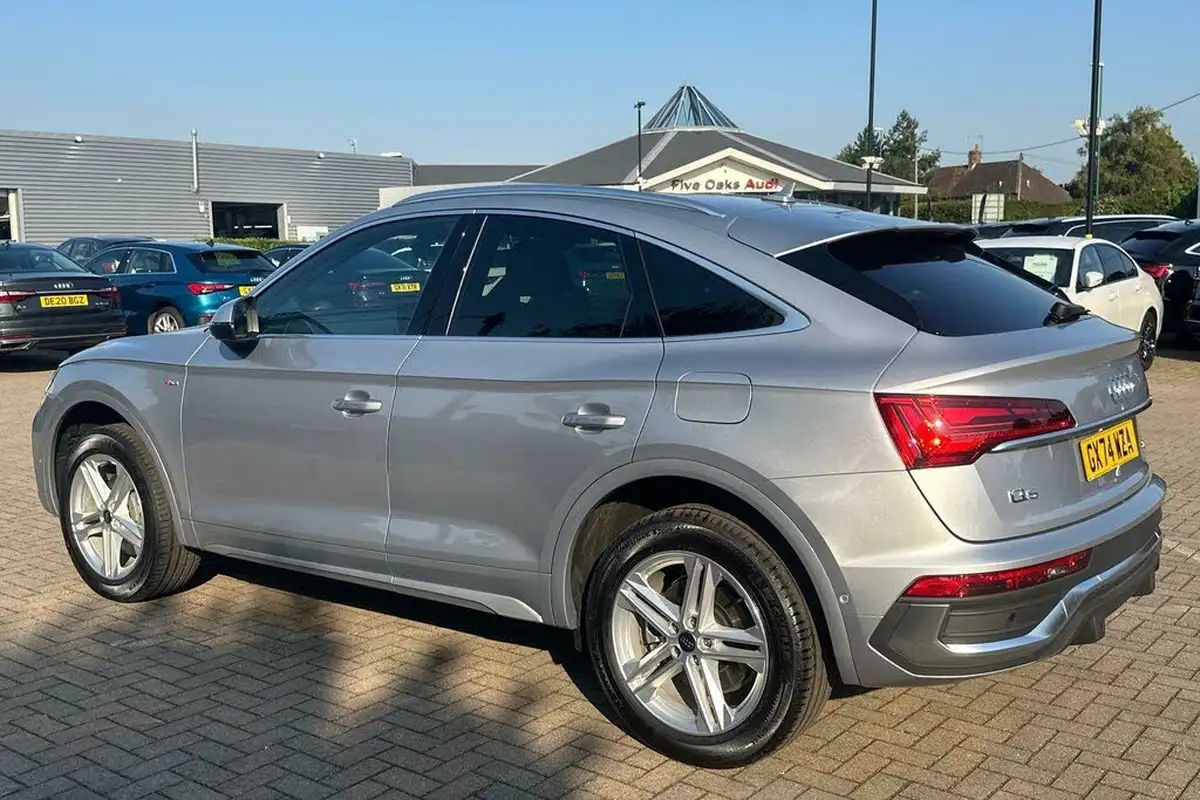 2024-audi-q5-20-50-tfsi-e-s-line-sportback-big-6