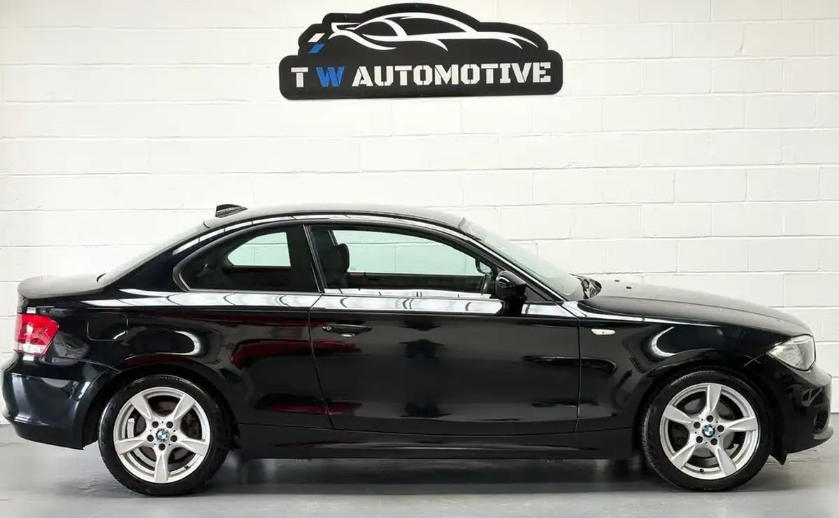 2011-bmw-1-series-20td-120d-sport-coupe-2d-big-3