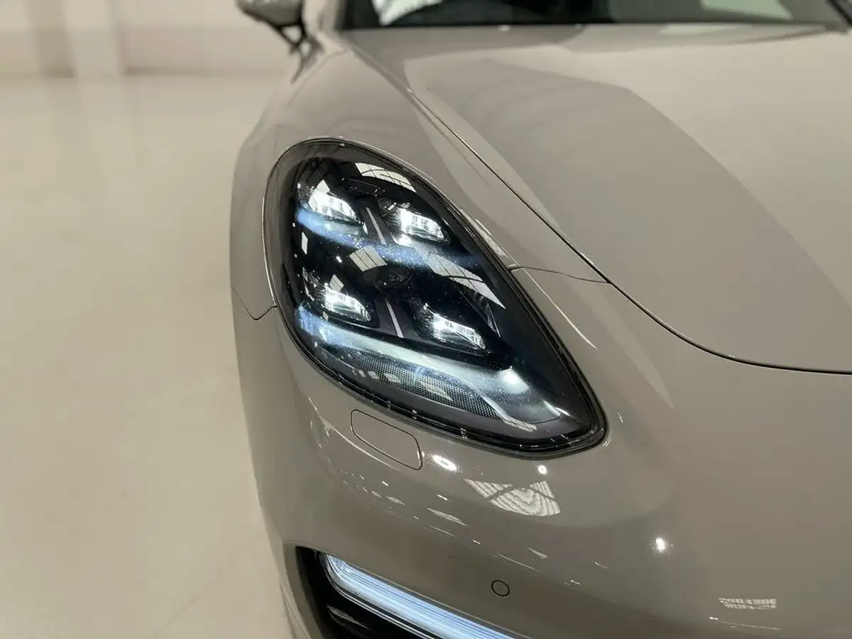2019-porsche-panamera-40-v8-gts-hatchback-big-46