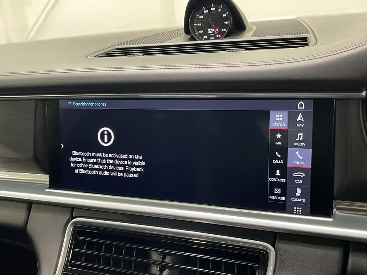 2019-porsche-panamera-40-v8-gts-hatchback-big-18