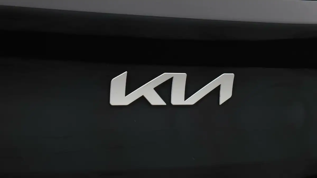 2024-kia-ceed-15-t-gdi-gt-line-158bhp-big-21
